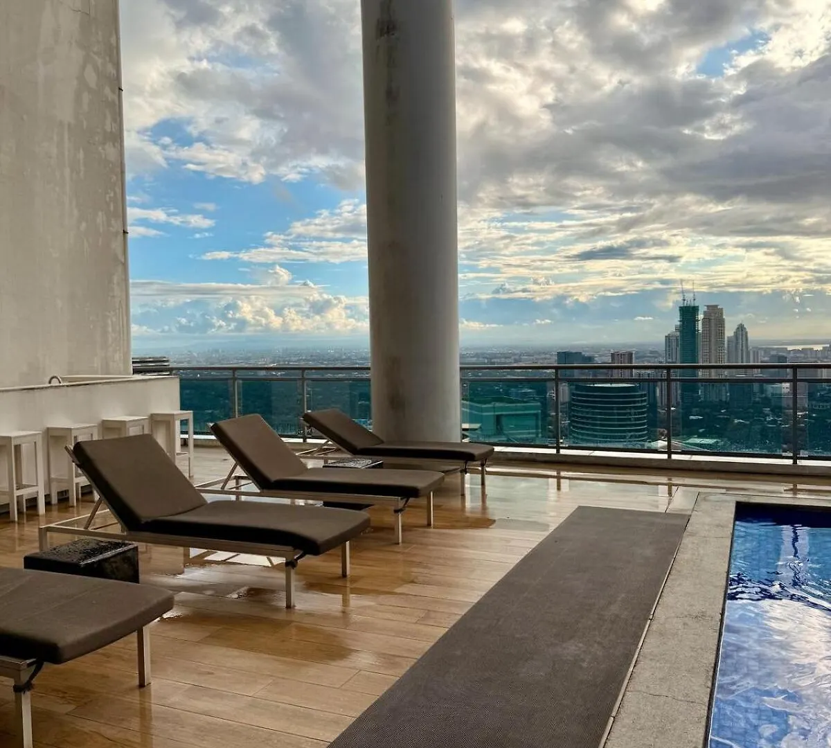 Studio Unit Staycation Near Rockwell Mandaluyong Free Pool Access Manila 0*,